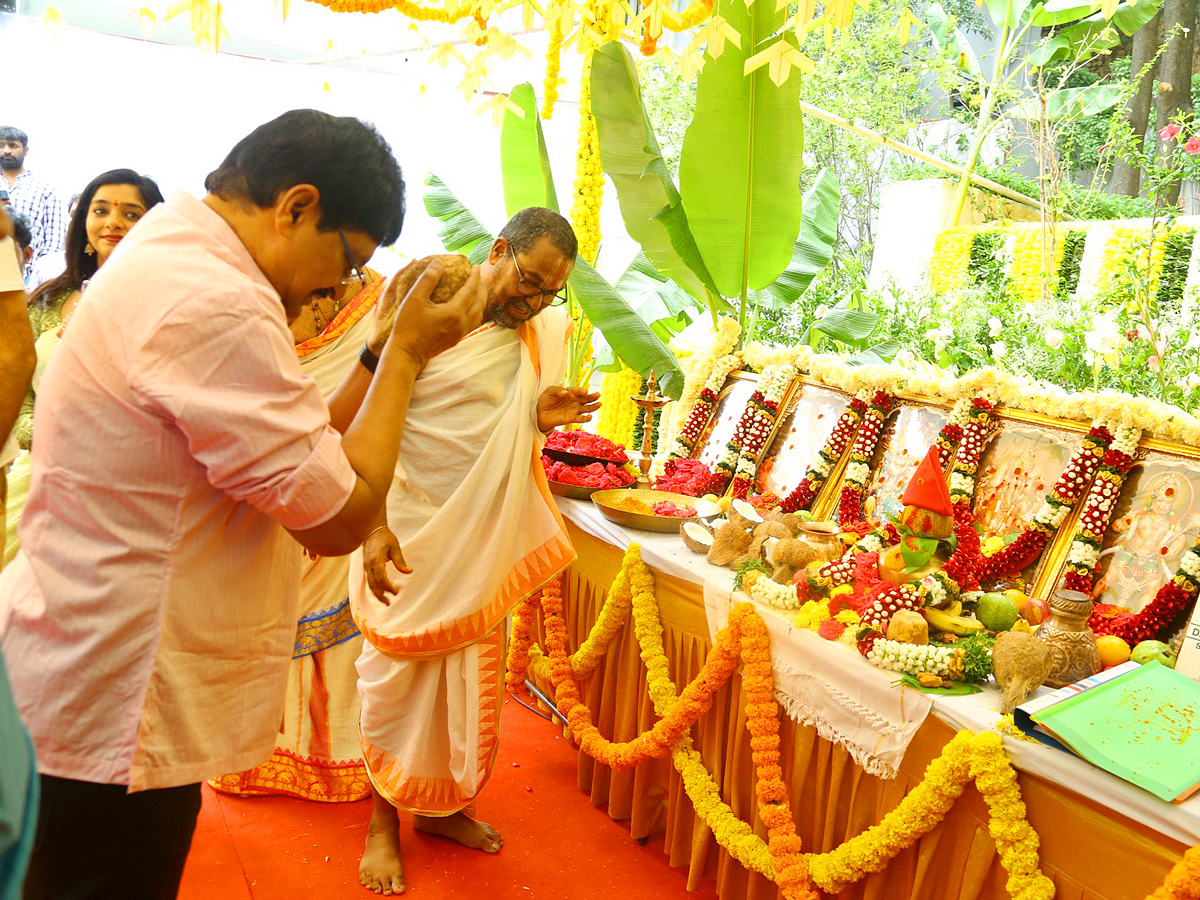 Hero Gopichand New Movie Opening Ceremony PHotos - Sakshi8