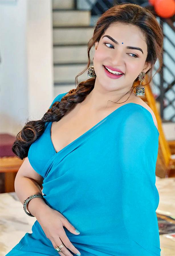 actress honey rose new photos  - Sakshi7