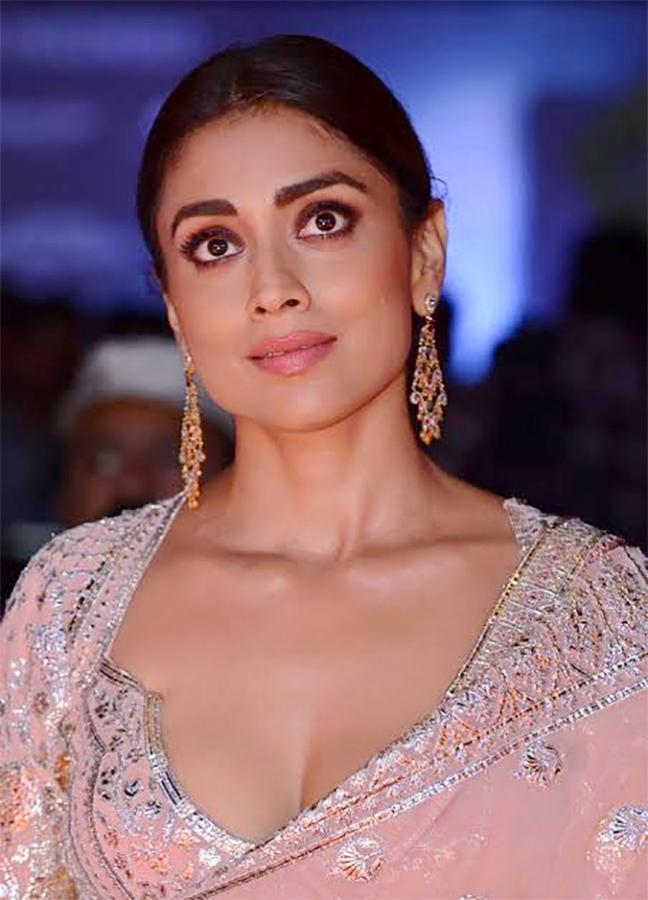 Happy Birthday Shriya Saran Latest images - Sakshi8