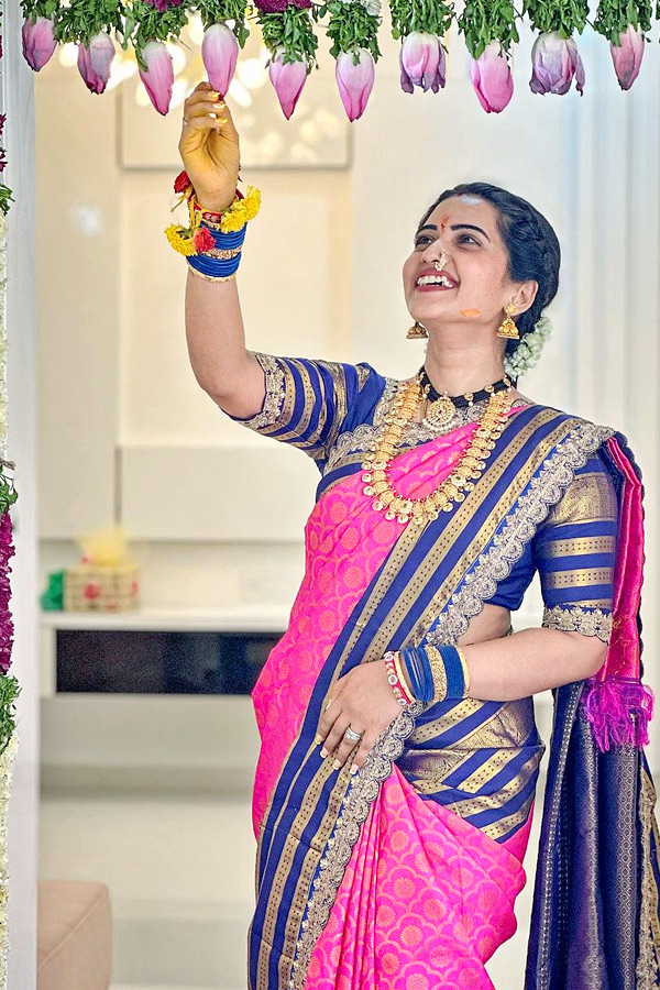 TV actress Sravathi Performs Varalakshmi Vratham Pooja PHotos - Sakshi2