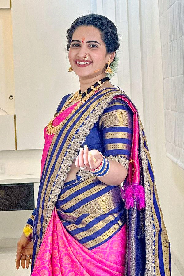 TV actress Sravathi Performs Varalakshmi Vratham Pooja PHotos - Sakshi5