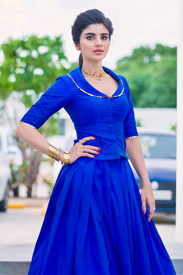 Jabardasth Varsha Latest Photos - Sakshi6
