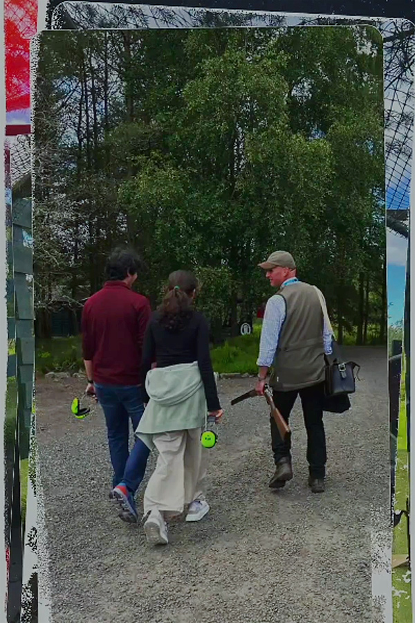 Mahesh Babu Family Enjoying in Scotland Photos - Sakshi11