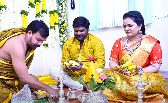 Devatha Serial Actress Vaishnavi son AnnaPrasana Photos - Sakshi7