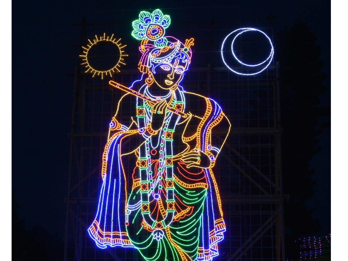 Tirumala Temple Lighting For Brahmotsavam By TTD PHotos - Sakshi12