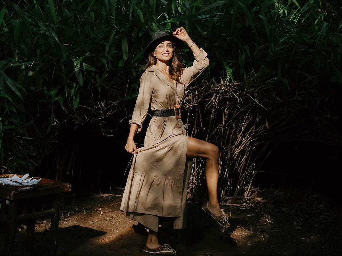 Heroine Shriya family vacation photos - Sakshi3