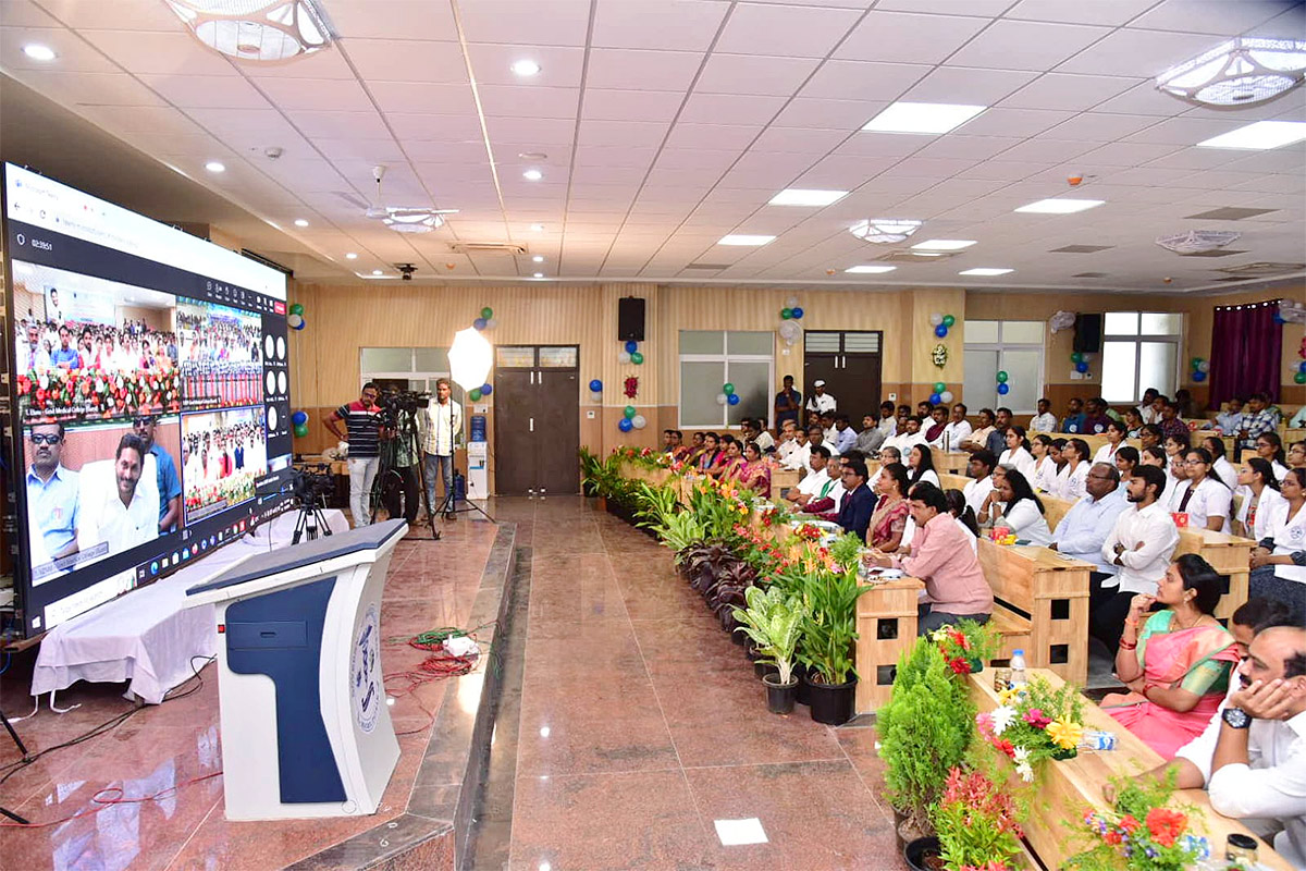 Machilipatnam Medical College Photos - Sakshi13