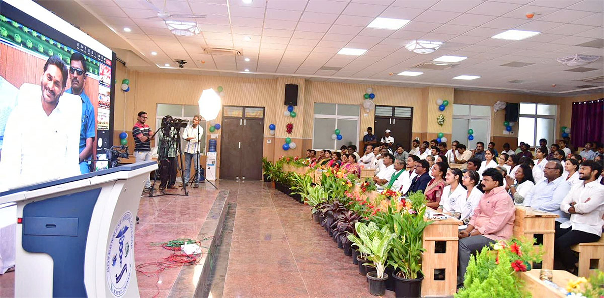Machilipatnam Medical College Photos - Sakshi2