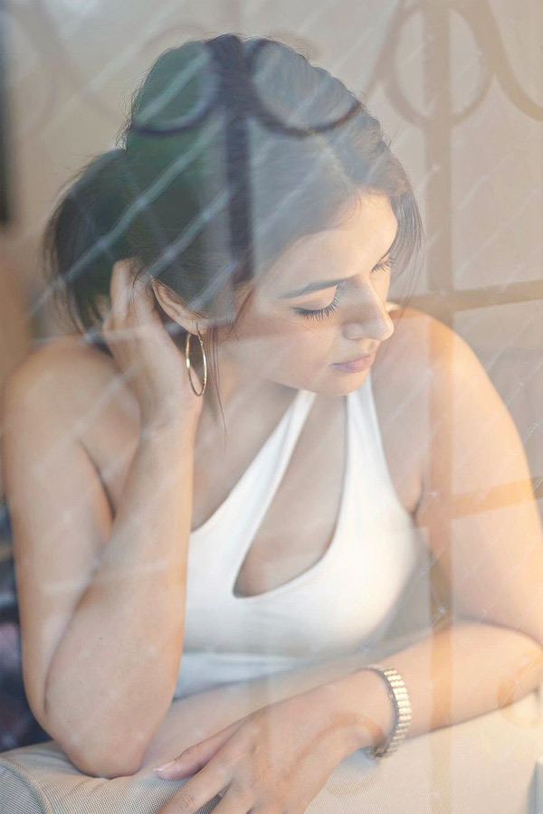 Shraddha Das Latest Stunning Photos - Sakshi7