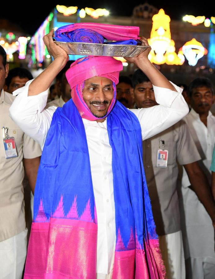 AP CM YS Jagan At Tirumala Brahmotsavam - Sakshi21