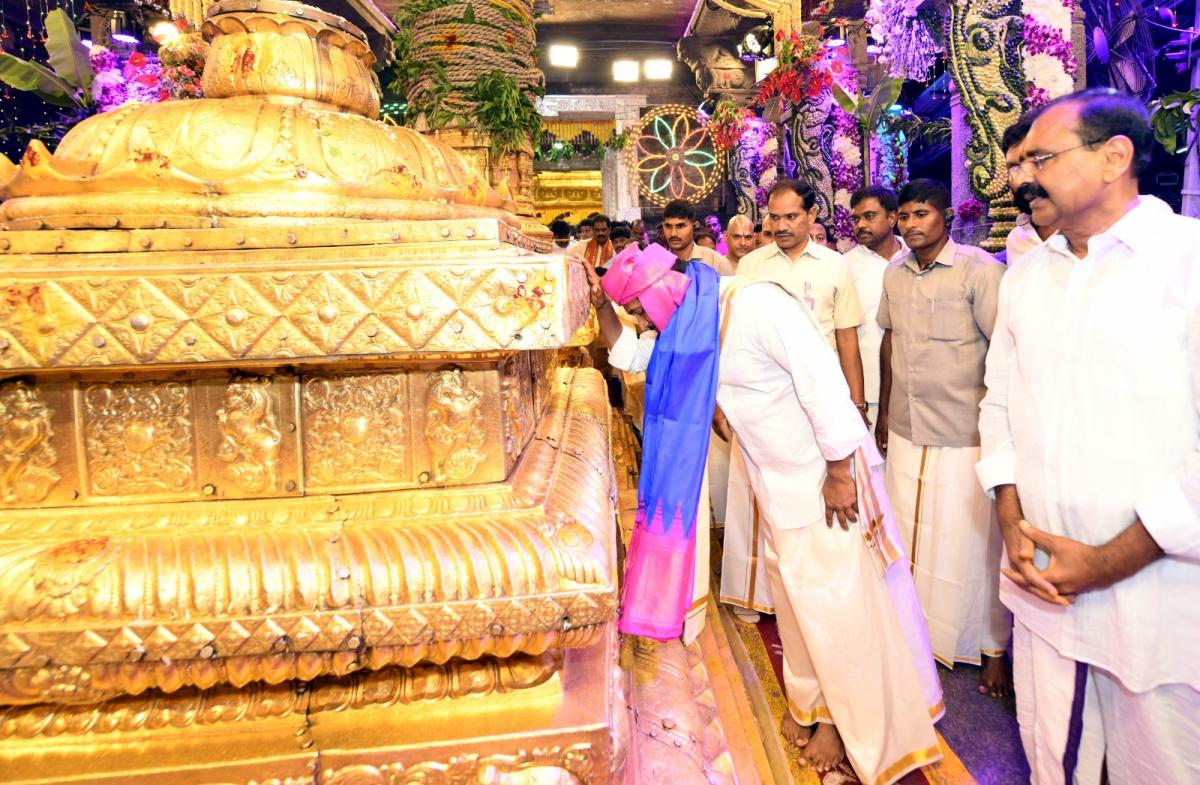 AP CM YS Jagan At Tirumala Brahmotsavam - Sakshi18