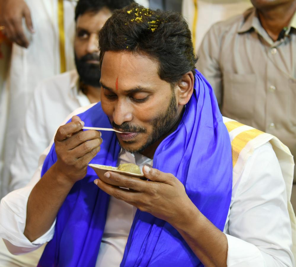 AP CM YS Jagan At Tirumala Brahmotsavam - Sakshi26