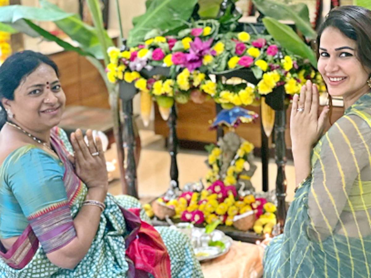 Megastar Family Celebrates Vinayaka Chavithi With Klin Kaara Photo Gallery - Sakshi7