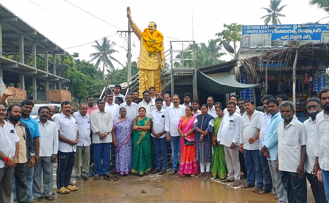 YSR Vardhanthi In Andhra pradesh PHotos - Sakshi1