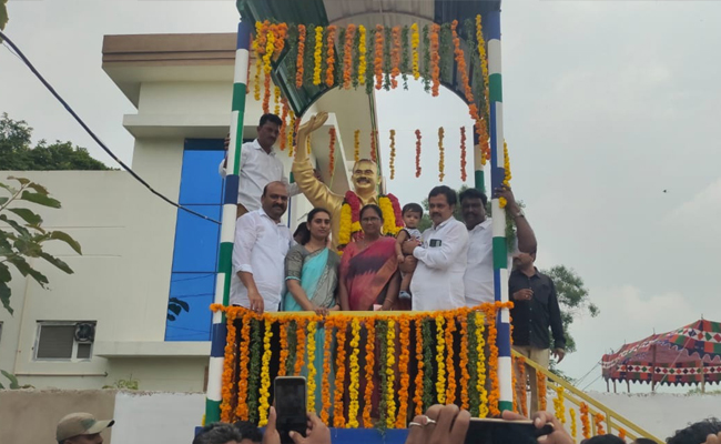 YSR Vardhanthi In Andhra pradesh PHotos - Sakshi20