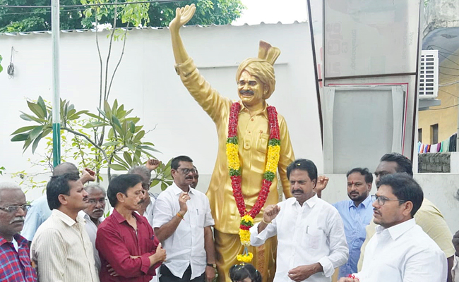 YSR Vardhanthi In Andhra pradesh PHotos - Sakshi21
