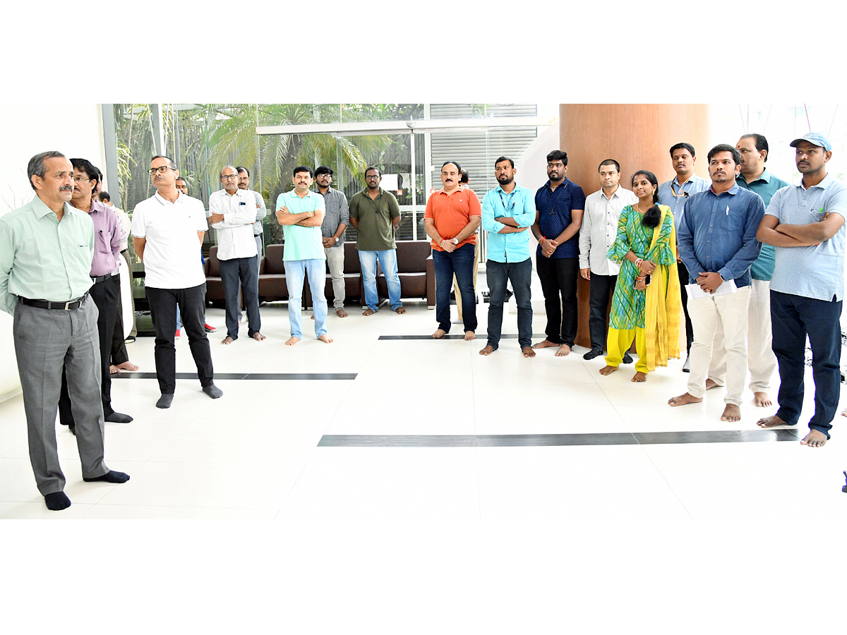 YSR Vardhanthi Program In Sakshi Head Office Photos - Sakshi17