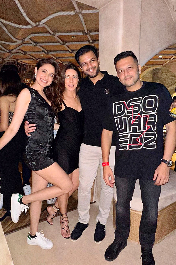 Pragya Jaiswal rocks with Rakul Preet Singh in a Birthday party Photos - Sakshi7