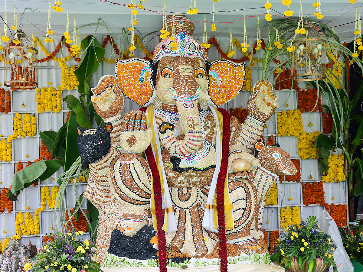 Variety Ganapathi Idols 2023 Photos - Sakshi19