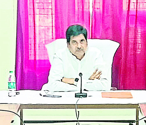 నిమ్మ వెంకటరావు
1