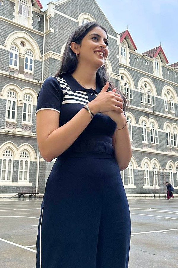 Amitabh Bachchans granddaughter Navya Nanda Latest Photos - Sakshi8