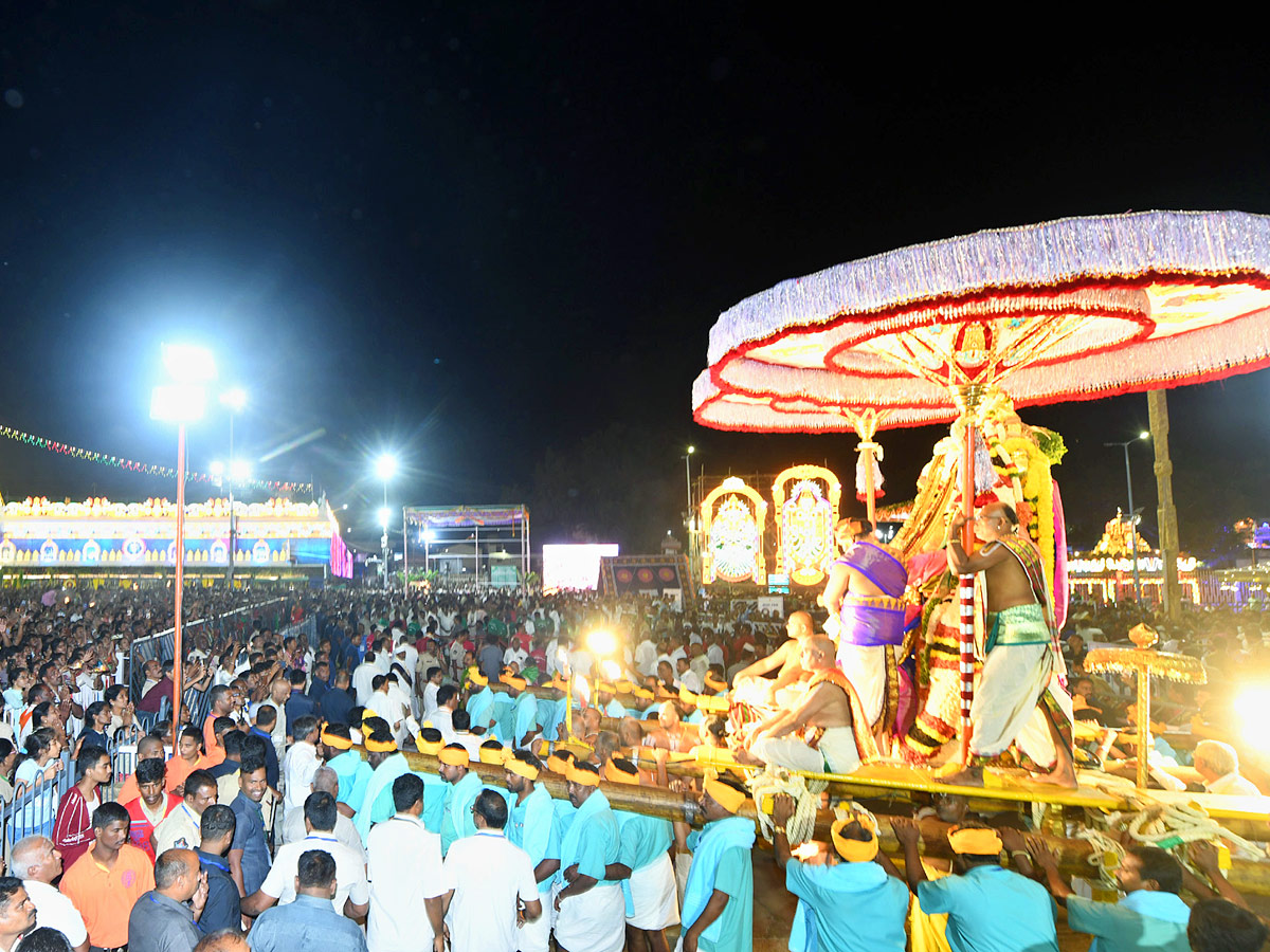 Tirumala Brahmotsavam Srivari Garuda Seva PHotos - Sakshi3