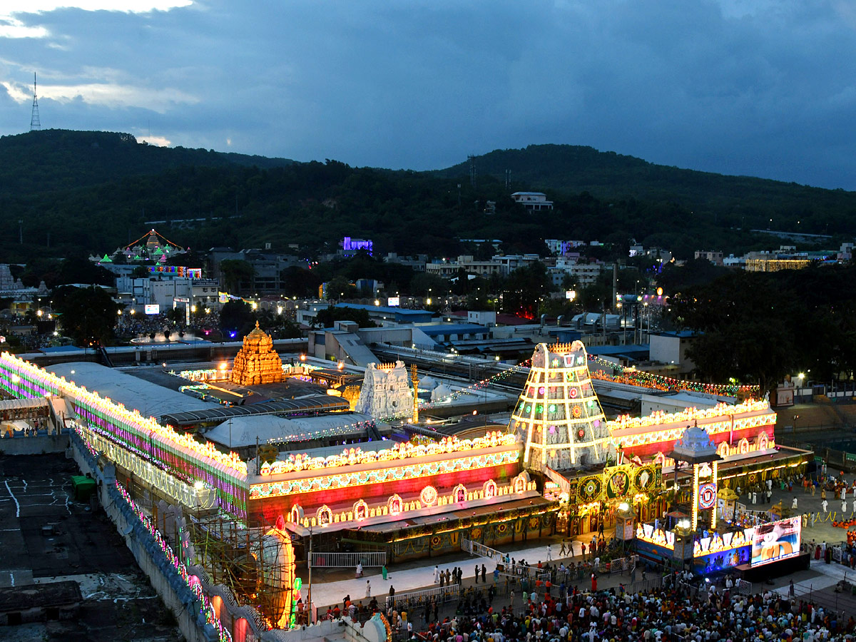 Tirumala Brahmotsavam Srivari Garuda Seva PHotos - Sakshi17