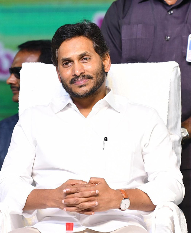 YSR Vahana Mitra Scheme: CM YS Jagan At YSR Vahana Mitra Photos - Sakshi13