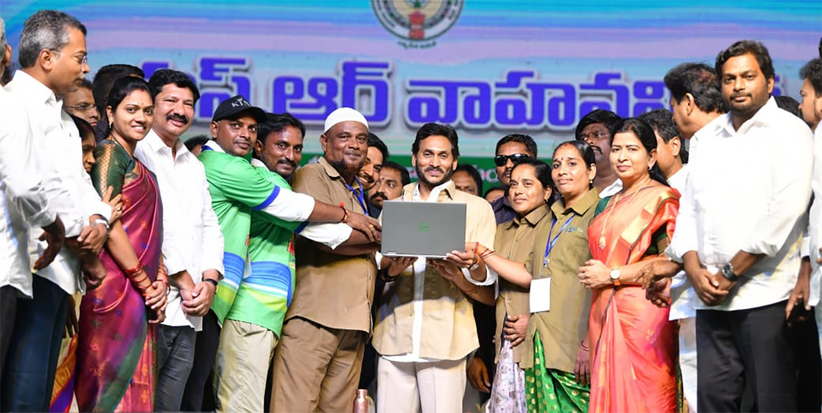 YSR Vahana Mitra Scheme: CM YS Jagan At YSR Vahana Mitra Photos - Sakshi3