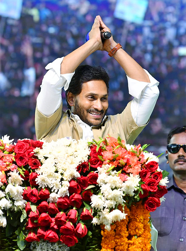 YSR Vahana Mitra Scheme: CM YS Jagan At YSR Vahana Mitra Photos - Sakshi7