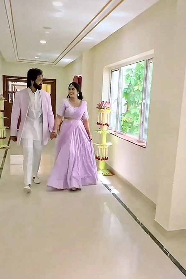 Bigg Boss Manus engagement PHotos - Sakshi2