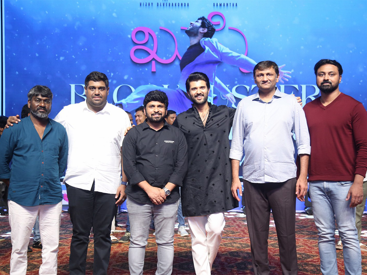 Kushi Movie Success Meet at Vizag - Sakshi25