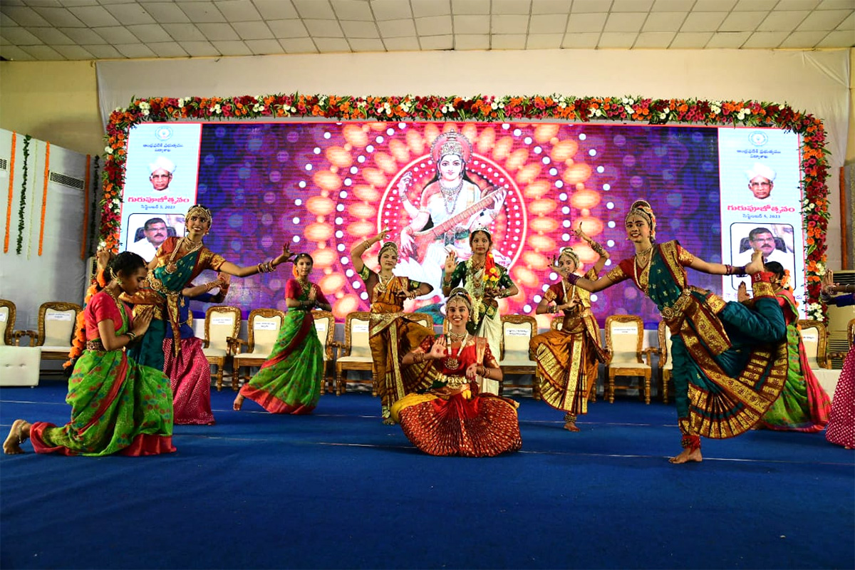 Teachers Day Celebration in Visakhapatnam Photos - Sakshi17