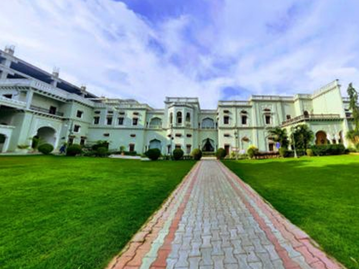 7. Chiraan Fort Club - Sakshi15