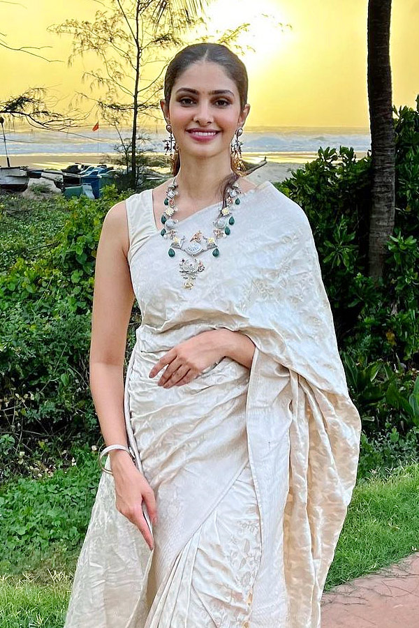 Manasa Varanasi Latest PHotos - Sakshi12