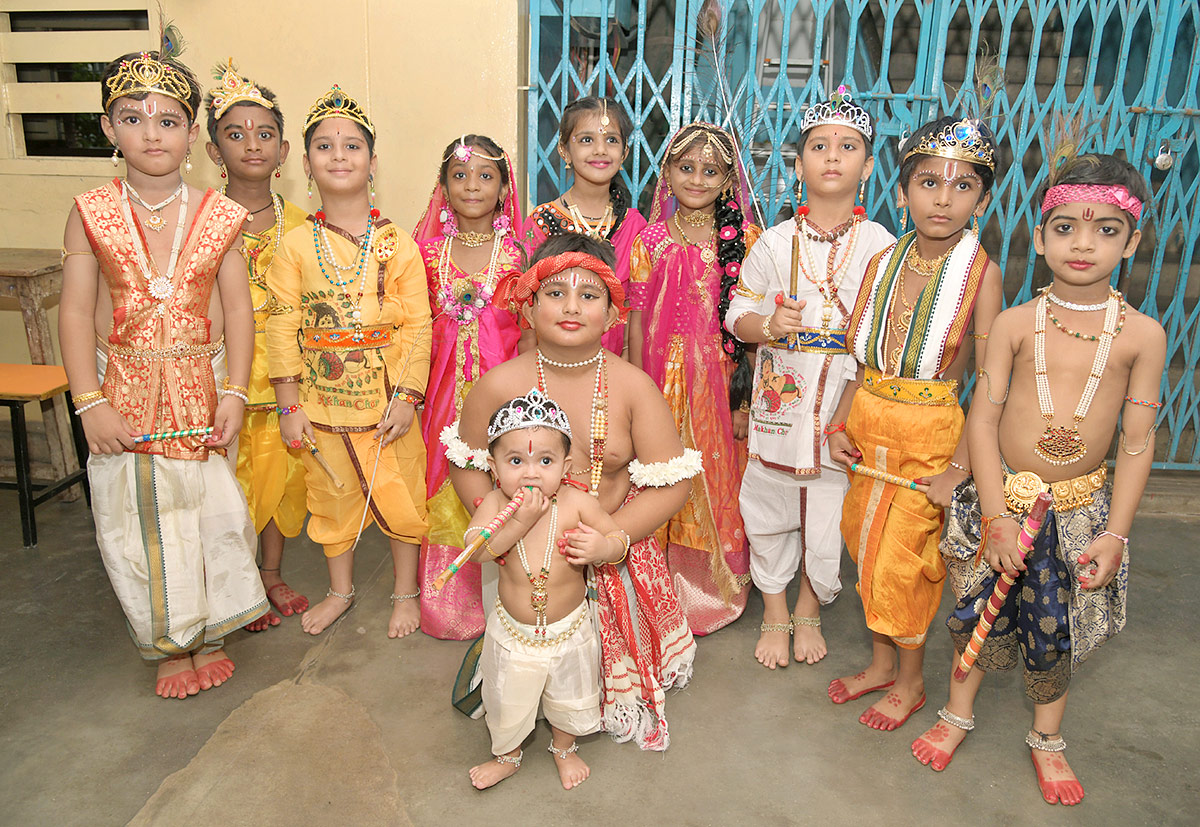 Sri Krishnashtami Celebrations Telugu States - Sakshi4