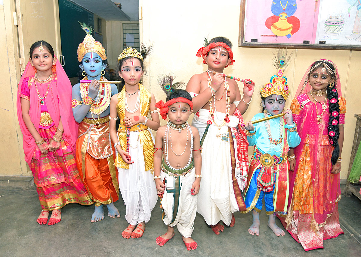 Sri Krishnashtami Celebrations Telugu States - Sakshi5