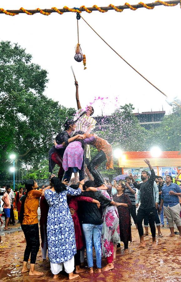 Sri Krishnashtami Celebrations Telugu States - Sakshi9