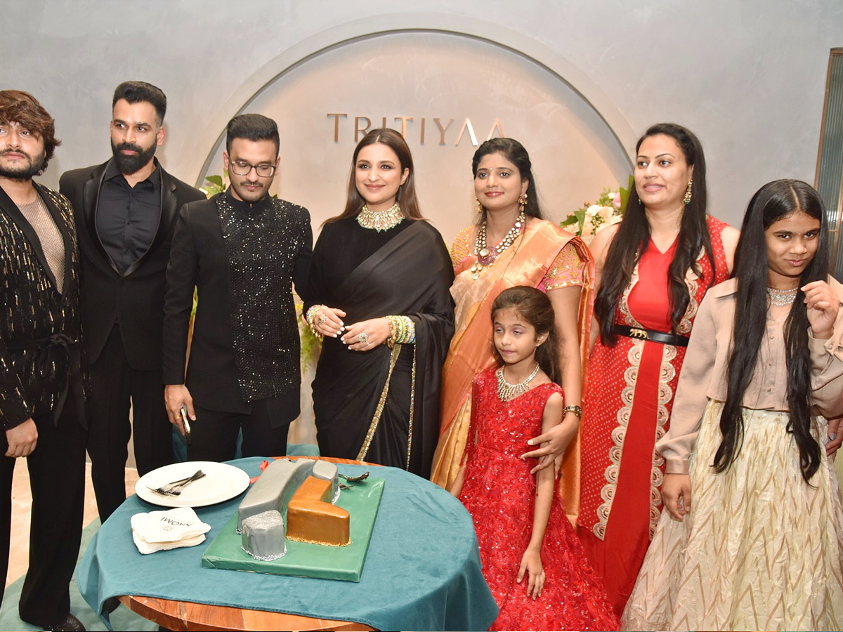 Actress Parineeti Chopra Launches Jewellery Store in Hyderabad Photos - Sakshi12