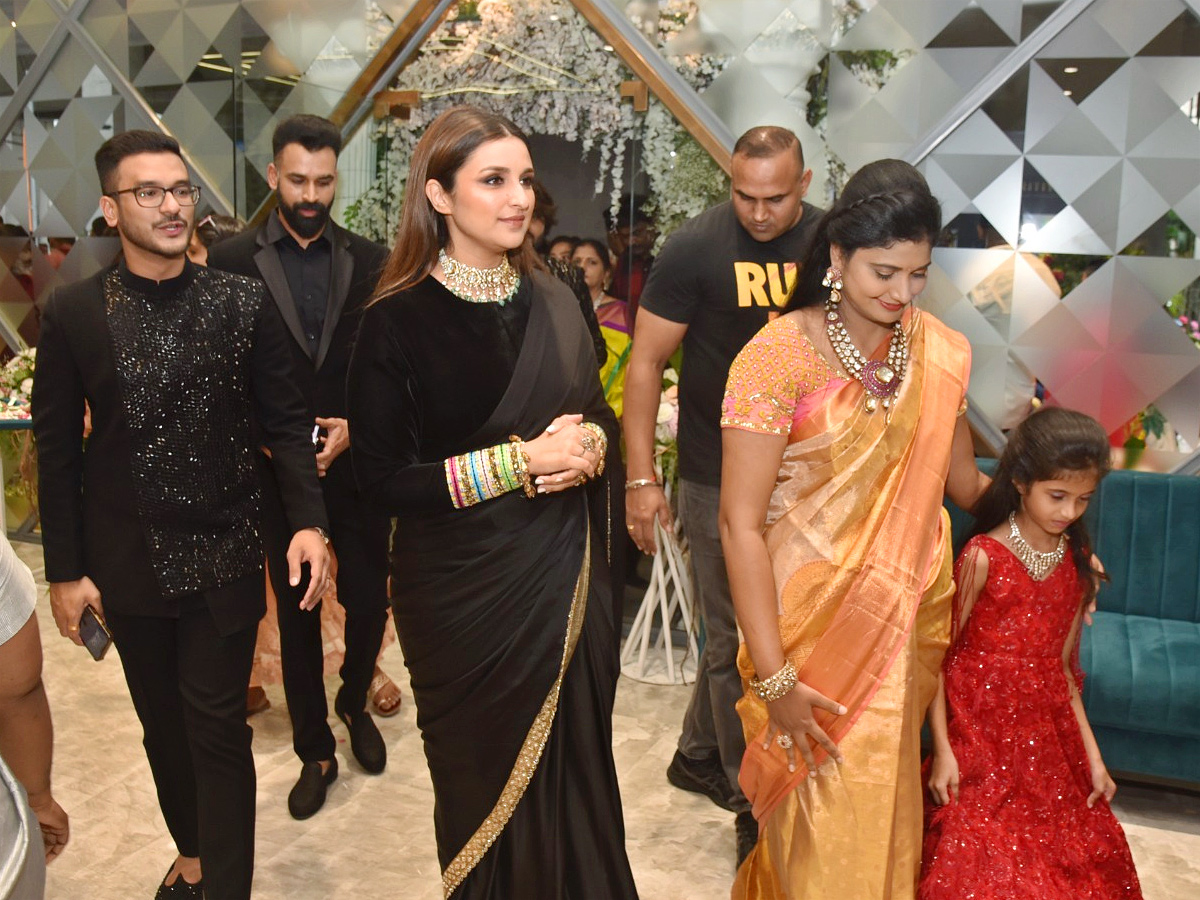 Actress Parineeti Chopra Launches Jewellery Store in Hyderabad Photos - Sakshi5