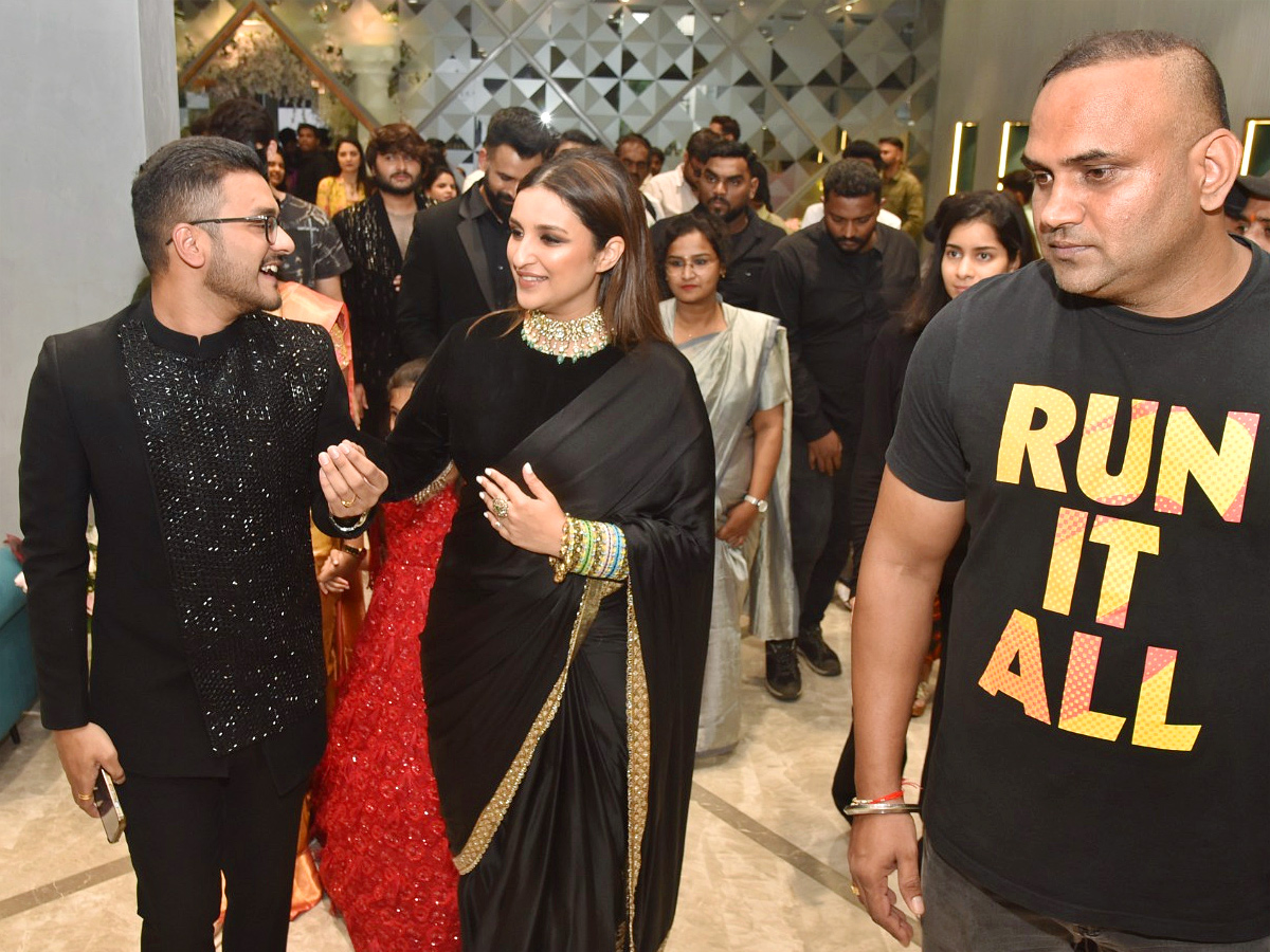 Actress Parineeti Chopra Launches Jewellery Store in Hyderabad Photos - Sakshi7