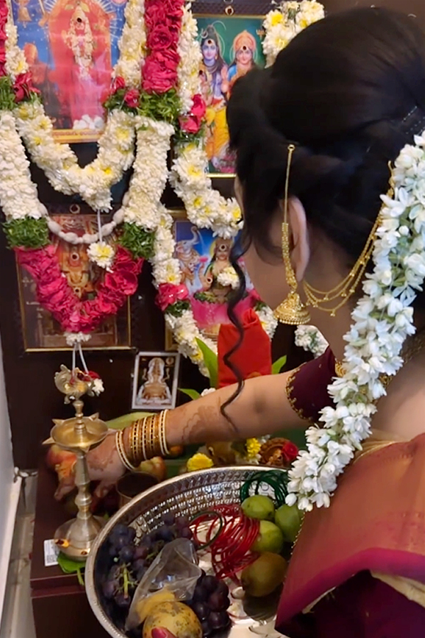 Bigg Boss contestant Priyanka Singh participated in Varalakshmi Puja Photos - Sakshi4