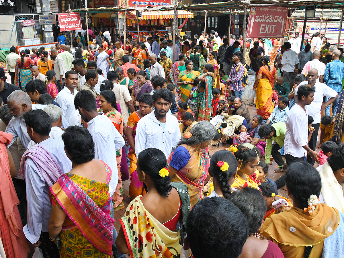 Sravana Masam 2023 Vijayawada Kanaka Durga Temple - Sakshi3