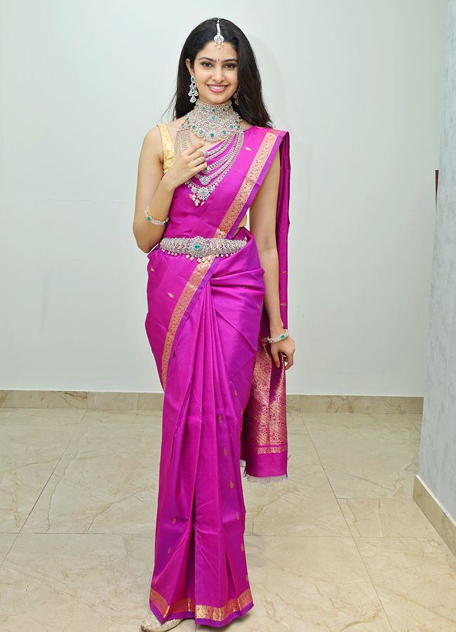 Vega Sri 2nd Anniversary Gold And Diamonds Special Collections - Sakshi7