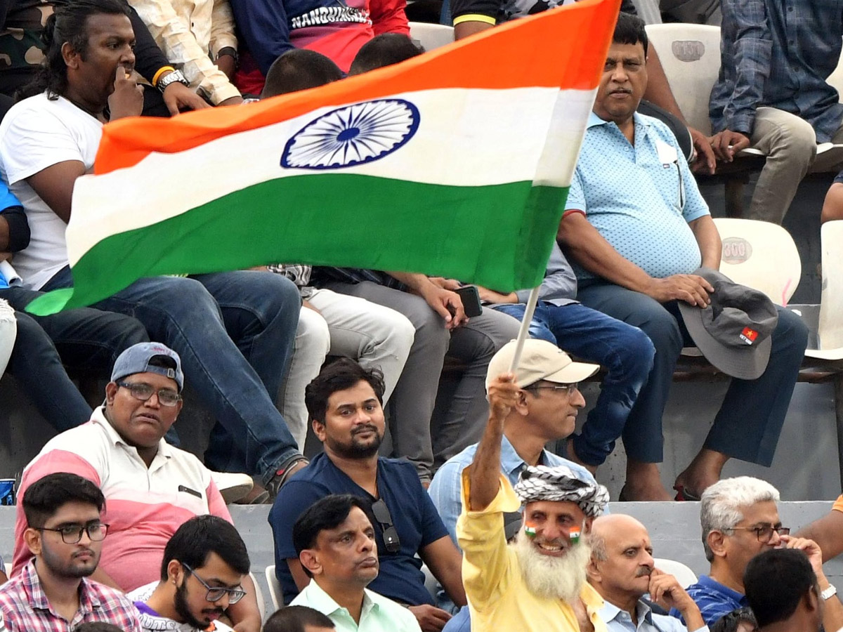 Pak Vs SL icc world cup cricket match in uppal stadium photos - Sakshi21