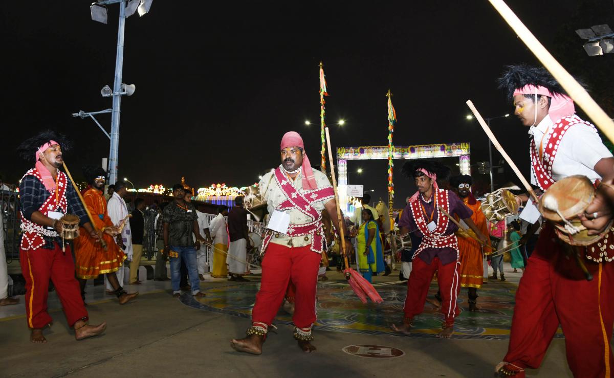 Tirumala Srivari Navaratri Brahmotsavam 2023 Hamsa Vahana Seva Photos - Sakshi22