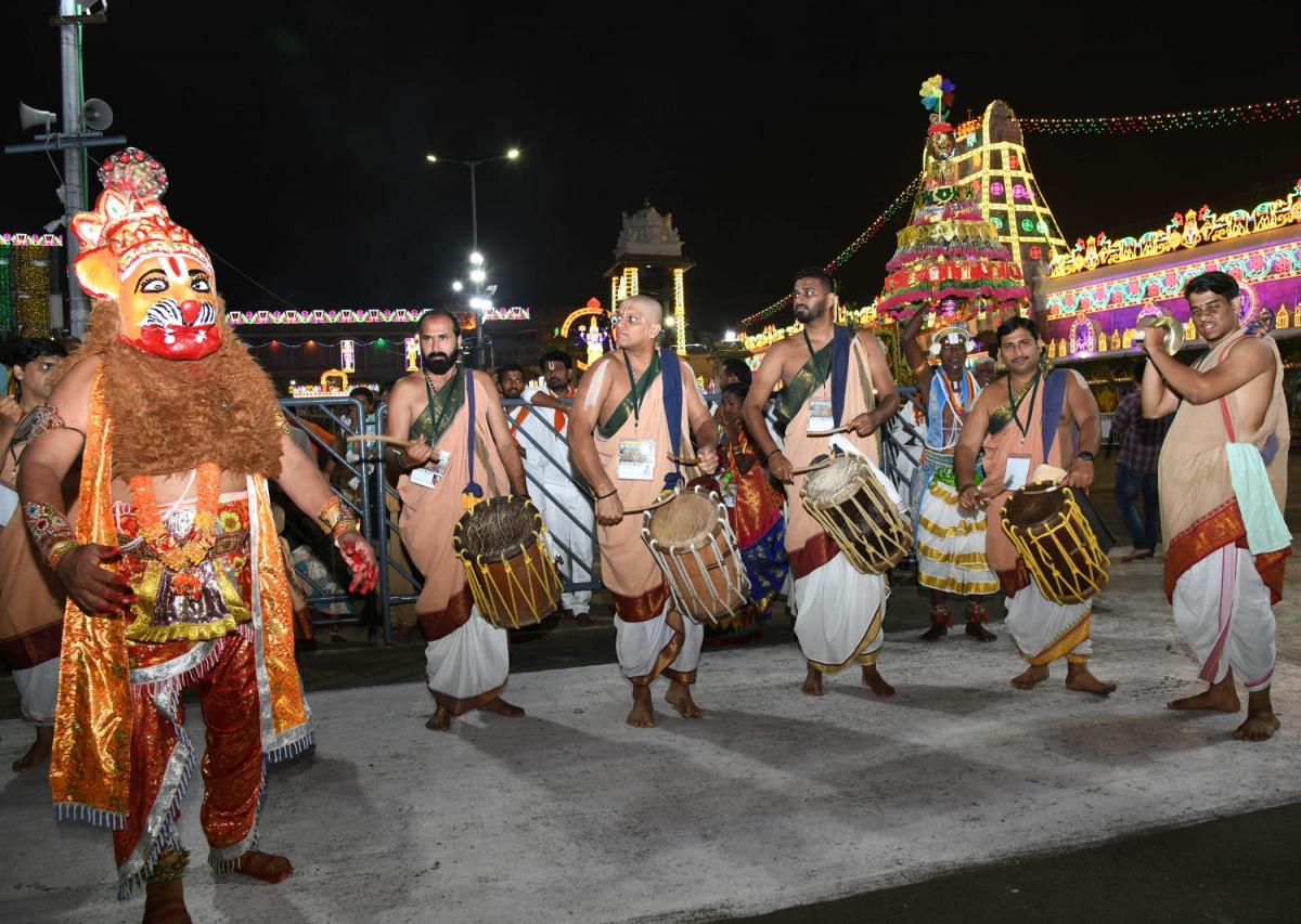 Tirumala Srivari Navaratri Brahmotsavam 2023 Hamsa Vahana Seva Photos - Sakshi25