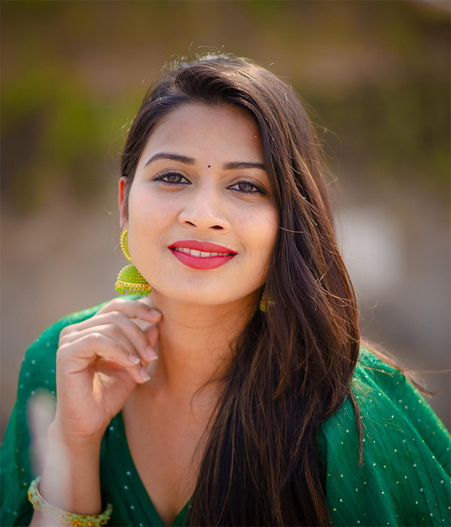 inaya sultana hd photos - Sakshi21