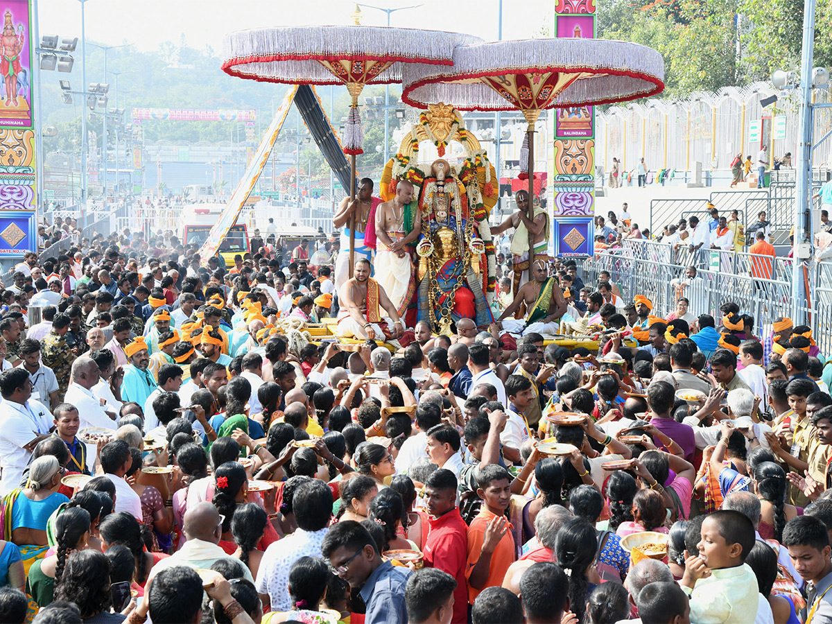 Hanumantha Vahana Tirumala brahmotsavam 2023 Pics - Sakshi2