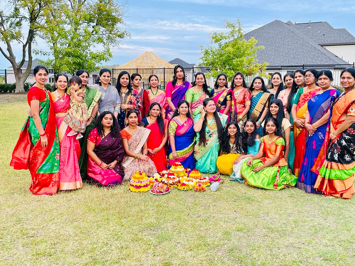 saddula bathukamma CeleBrations in Telangana Photos - Sakshi2